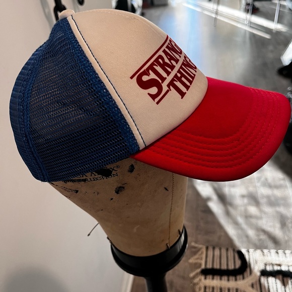 Stranger Things snapback hat - Picture 4 of 5